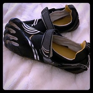 Vibram Fivefingers KMD Sport Shoes Black/Silver